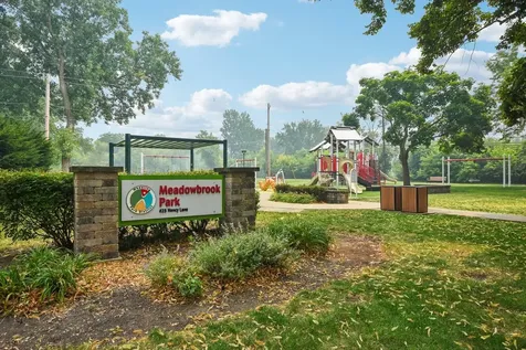 385 Anne Terrace Wheeling IL 60090