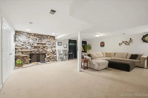 1N255 Prairie Avenue Glen Ellyn IL 60137