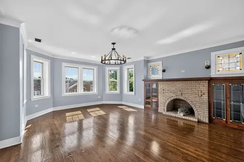 1101 South Oak Park Avenue Oak Park IL 60304
