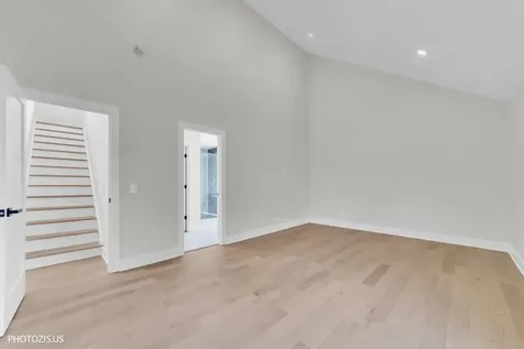 13 Chipping Campden Drive South Barrington IL 60010