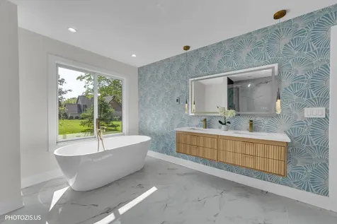 13 Chipping Campden Drive South Barrington IL 60010