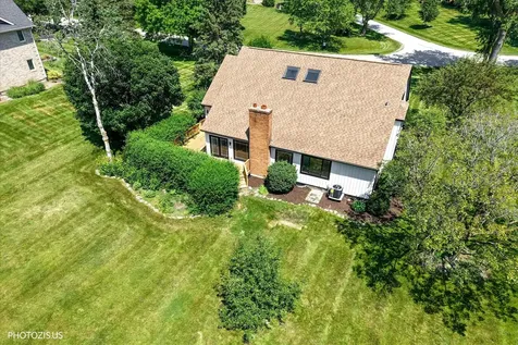 13 Chipping Campden Drive South Barrington IL 60010