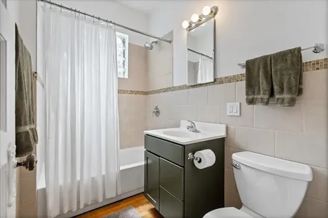 2206 West Eastwood Avenue Chicago IL 60625