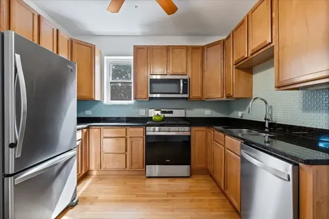 2206 West Eastwood Avenue Chicago IL 60625