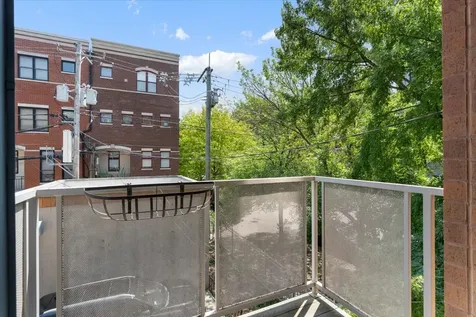 1717 North Western Avenue Chicago IL 60647