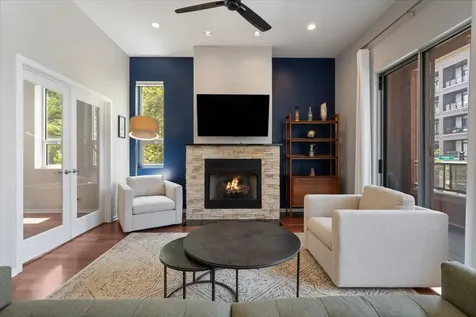 1717 North Western Avenue Chicago IL 60647