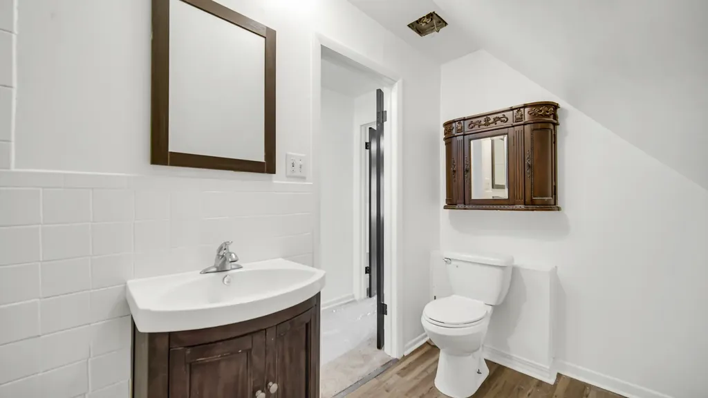 8459 South Elizabeth Street Chicago IL 60620