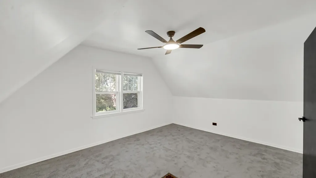 8459 South Elizabeth Street Chicago IL 60620