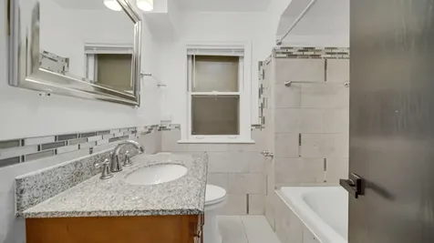 8459 South Elizabeth Street Chicago IL 60620