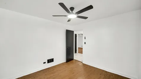 8459 South Elizabeth Street Chicago IL 60620