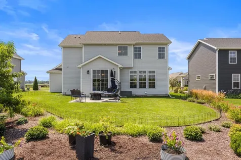 906 Declaration Drive Savoy IL 61874