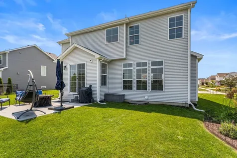 906 Declaration Drive Savoy IL 61874