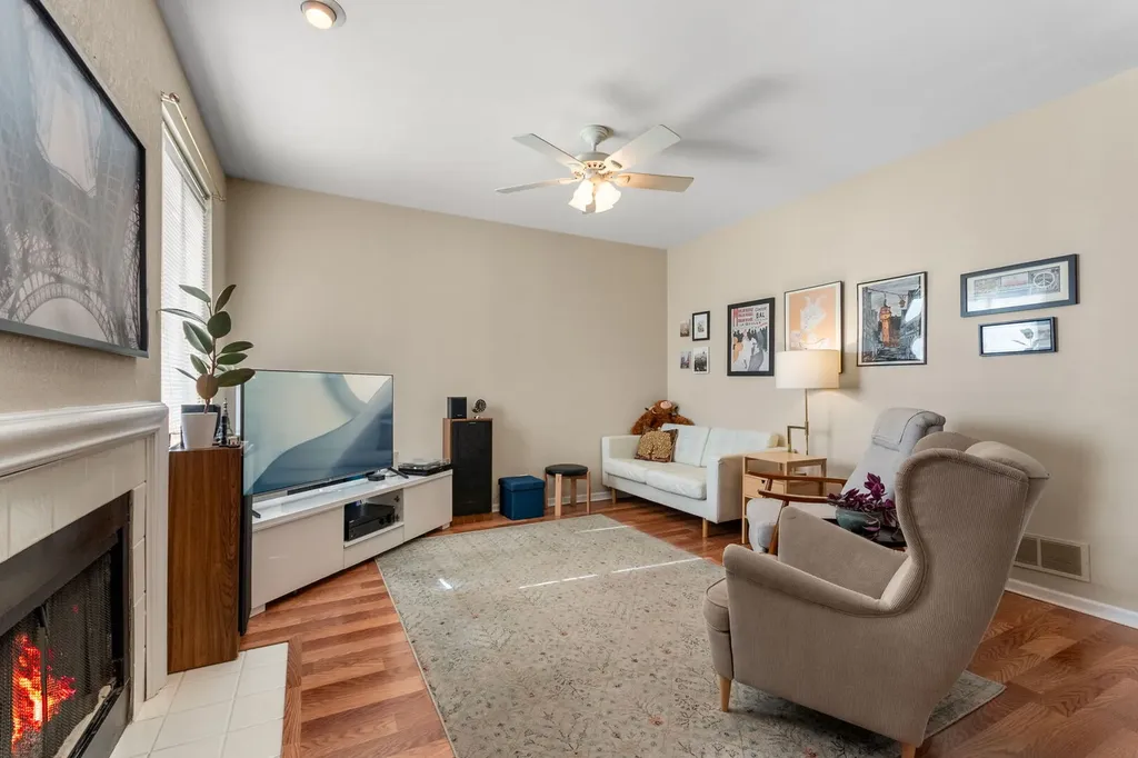 351 Pheasant Chase Drive Bolingbrook IL 60490