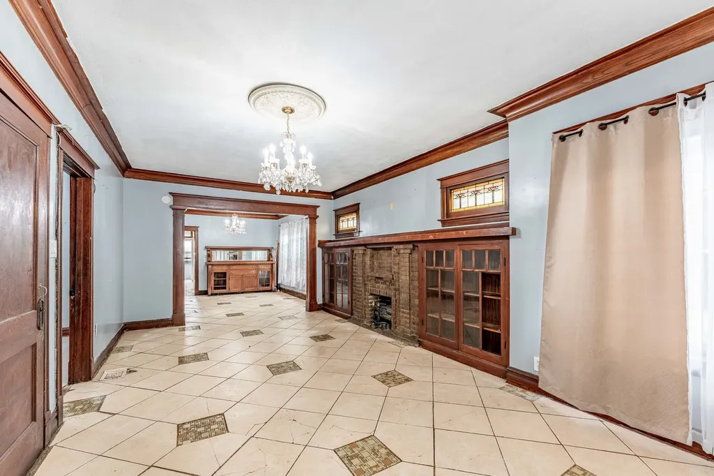 6023 South Talman Avenue Chicago IL 60629