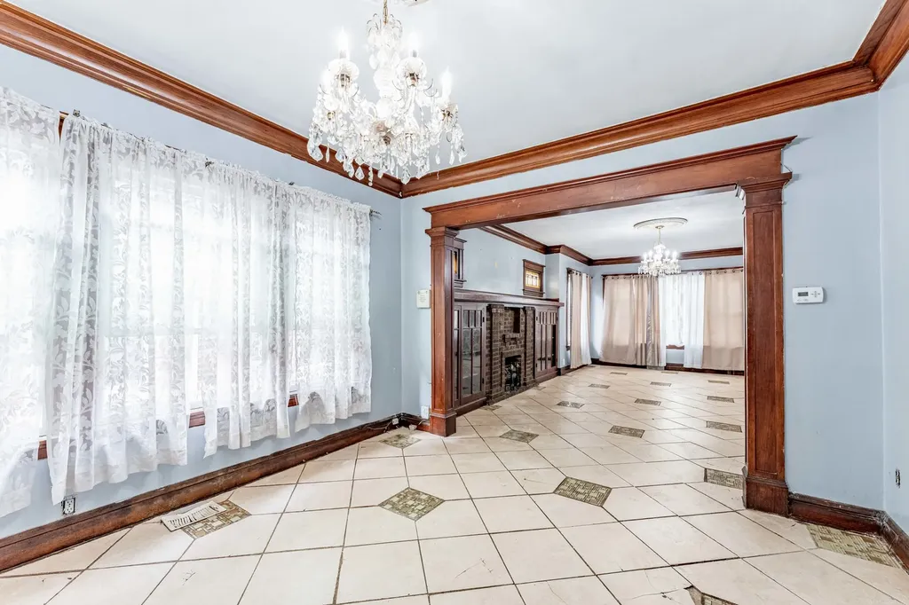 6023 South Talman Avenue Chicago IL 60629