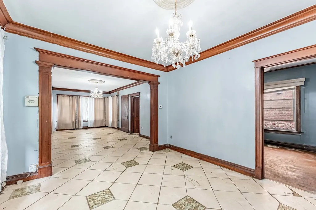 6023 South Talman Avenue Chicago IL 60629