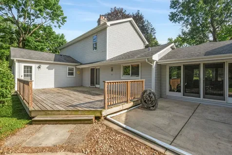 7062 Osage Road Long Grove IL 60060