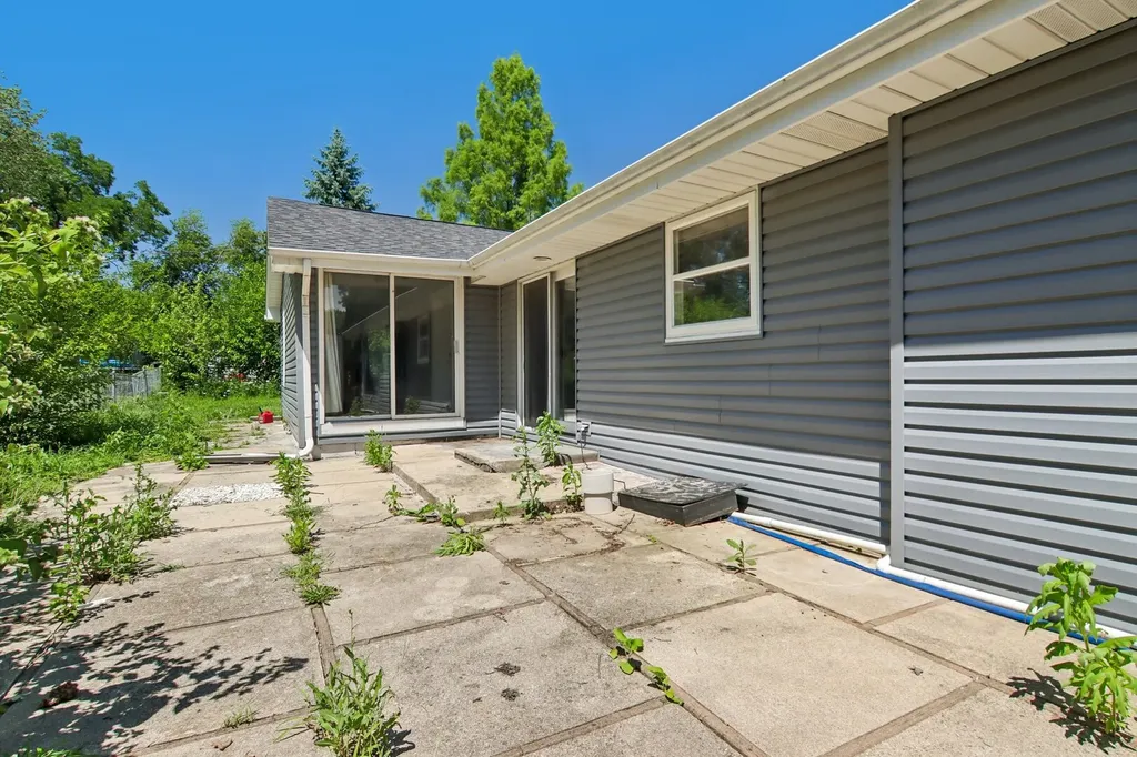 2N418 Amy Avenue Glen Ellyn IL 60137
