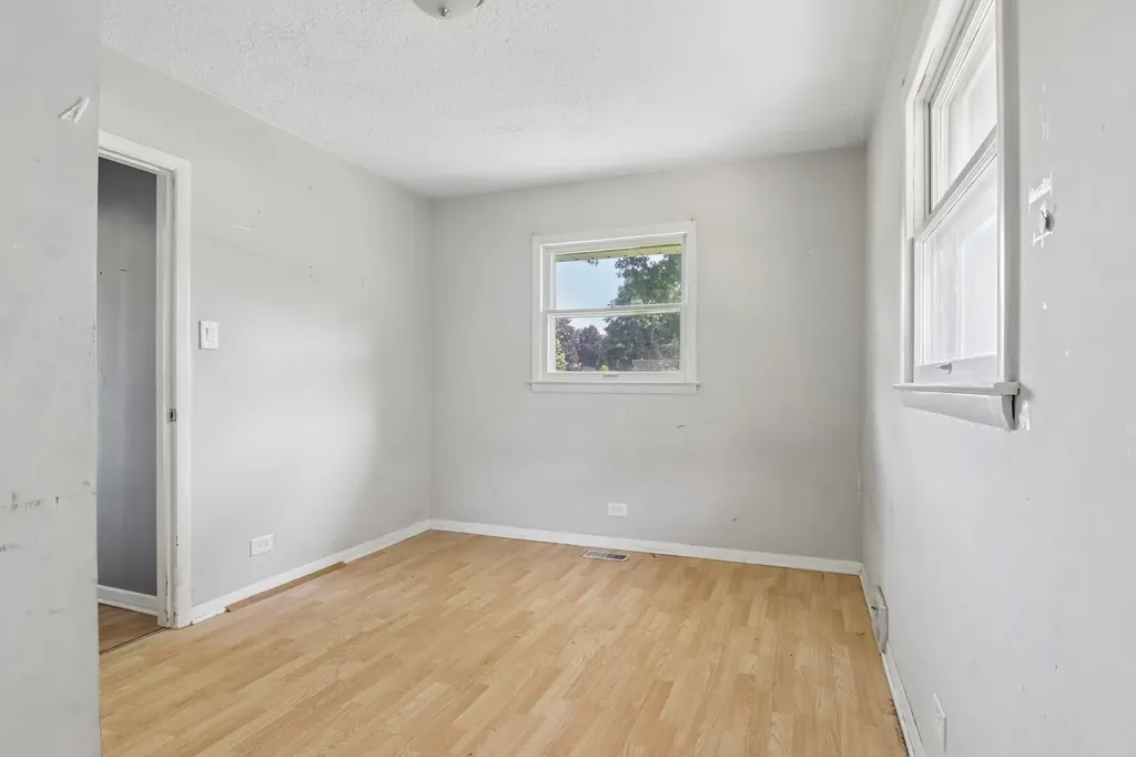2N418 Amy Avenue Glen Ellyn IL 60137