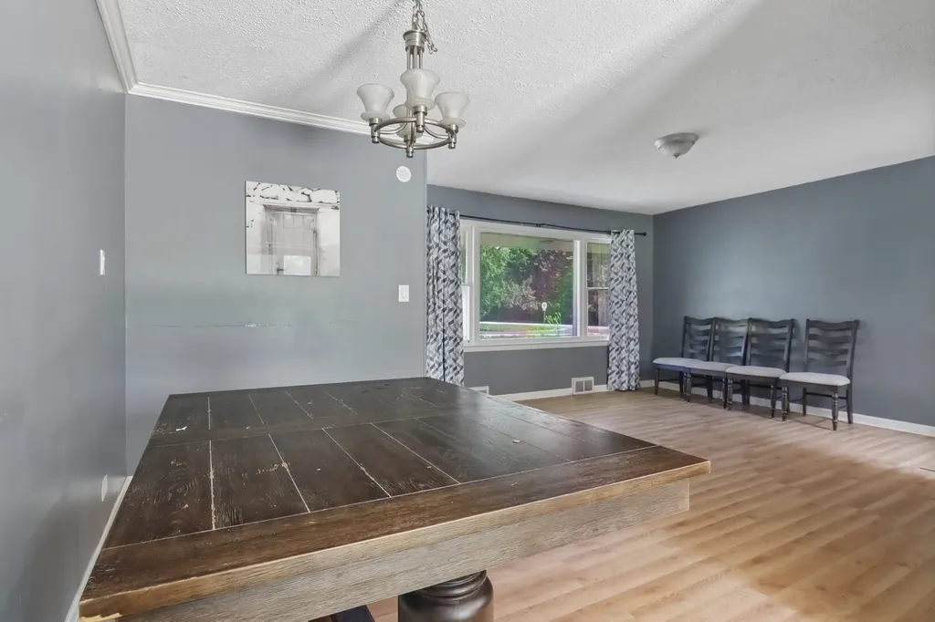 2N418 Amy Avenue Glen Ellyn IL 60137