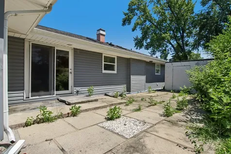 2N418 Amy Avenue Glen Ellyn IL 60137