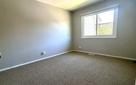 1009 Bayside Drive Palatine IL 60074