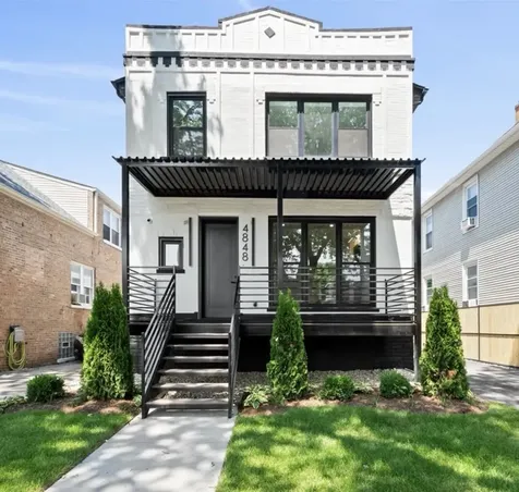 4848 West Eddy Street Chicago IL 60641