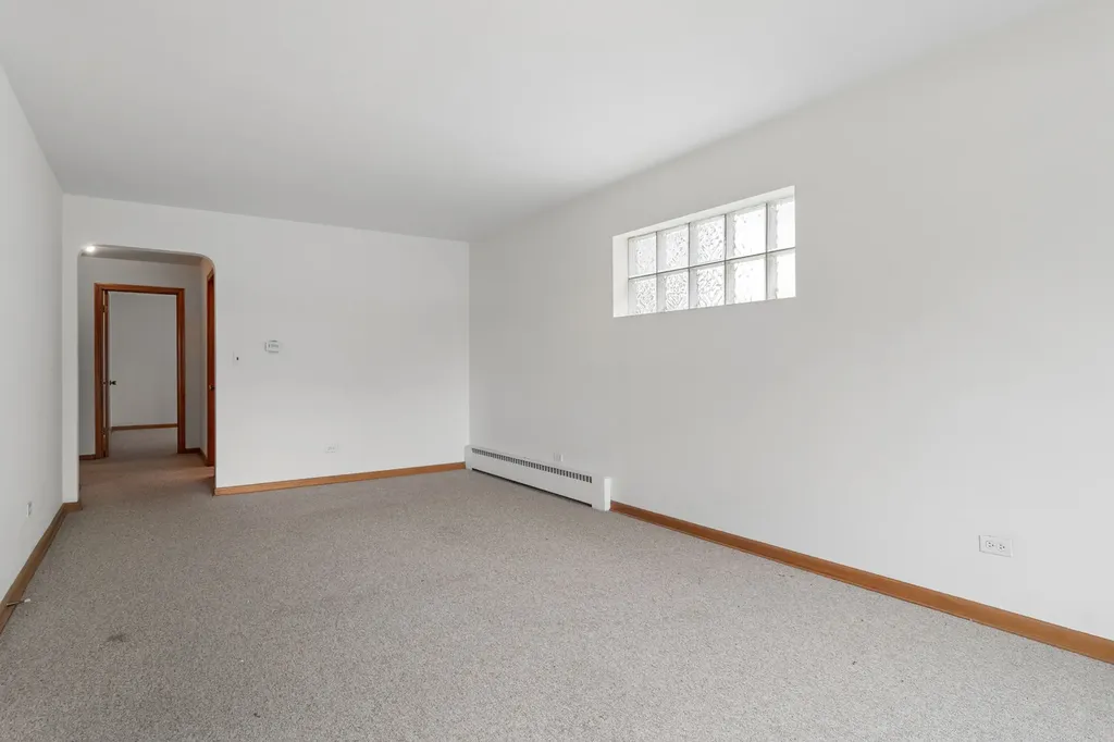 8254 West Forest Preserve Avenue Chicago IL 60634