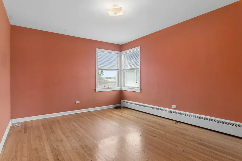 8254 West Forest Preserve Avenue Chicago IL 60634