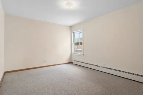 8254 West Forest Preserve Avenue Chicago IL 60634