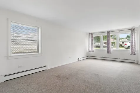 8254 West Forest Preserve Avenue Chicago IL 60634