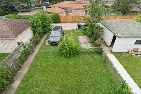 8254 West Forest Preserve Avenue Chicago IL 60634