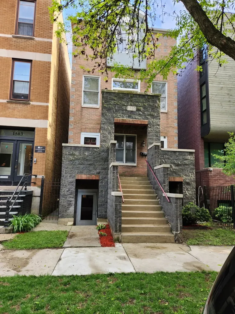 1507 West George Street Chicago IL 60657
