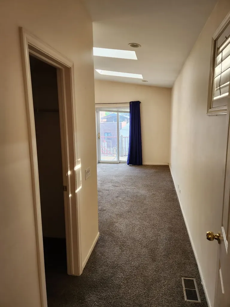 1507 West George Street Chicago IL 60657
