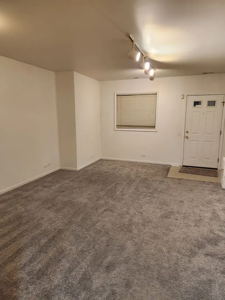 1507 West George Street Chicago IL 60657