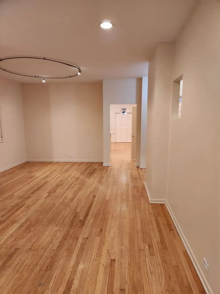 1507 West George Street Chicago IL 60657