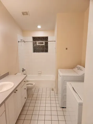 1507 West George Street Chicago IL 60657