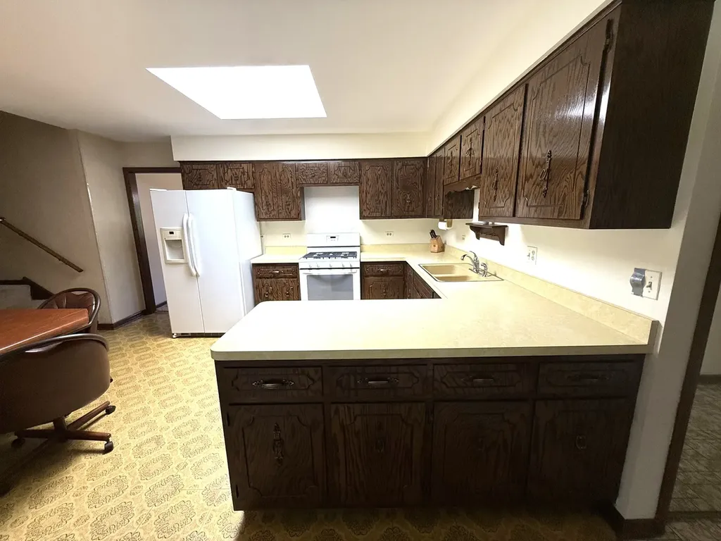 8733 Golfview Drive Orland Park IL 60462