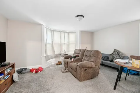 220 1/2 Entrance Avenue S Kankakee IL 60901