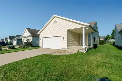1632 Belclare Road Normal IL 61761