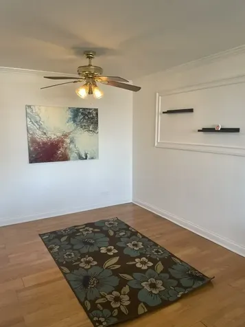 3930 North Pine Grove Avenue Chicago IL 60613