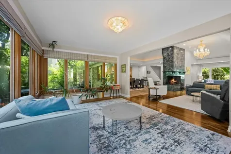 310 Linden Park Place Highland Park IL 60035