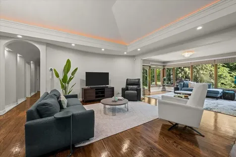 310 Linden Park Place Highland Park IL 60035