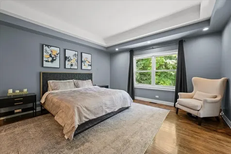 310 Linden Park Place Highland Park IL 60035