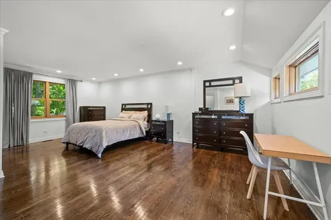 310 Linden Park Place Highland Park IL 60035