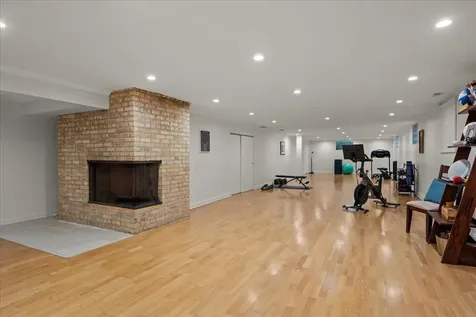 310 Linden Park Place Highland Park IL 60035