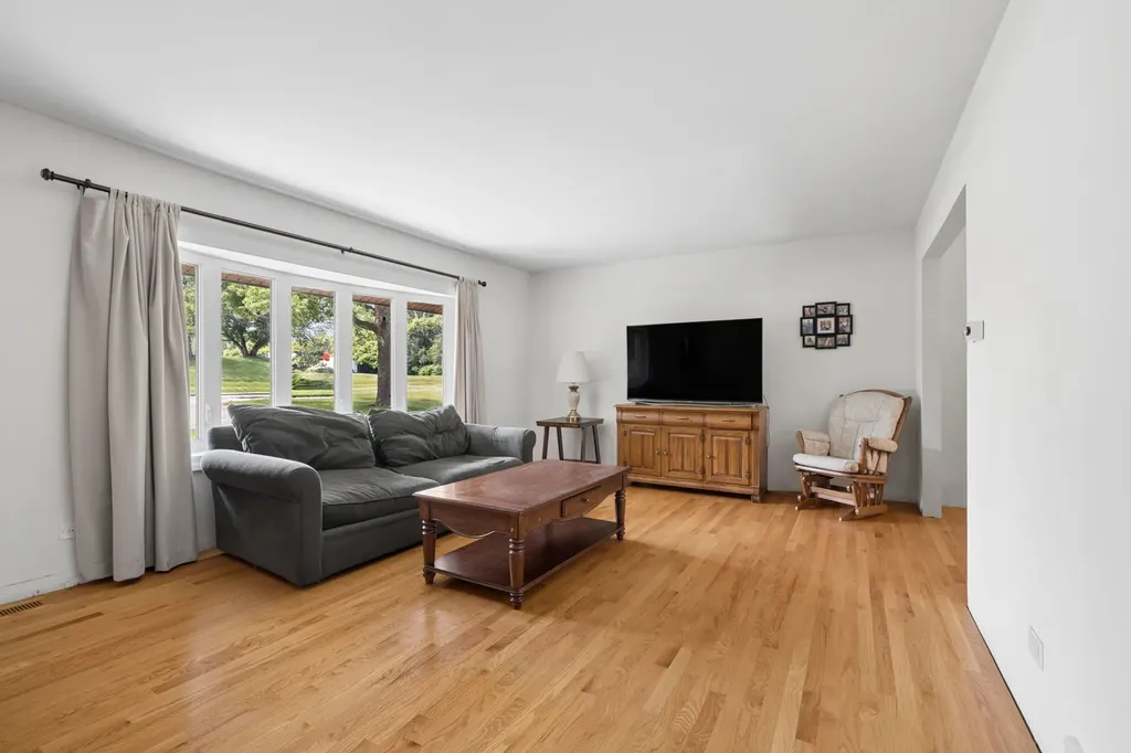 4415 Yender Avenue Lisle IL 60532