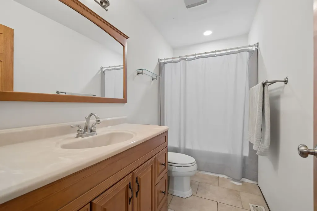 4415 Yender Avenue Lisle IL 60532