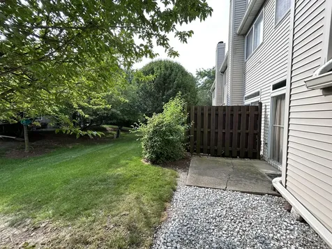 1385 Redbridge Court Grayslake IL 60030