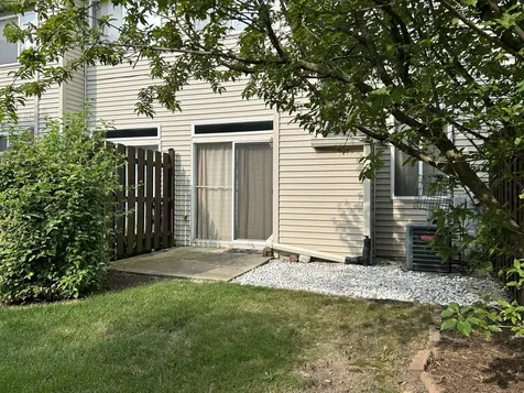 1385 Redbridge Court Grayslake IL 60030